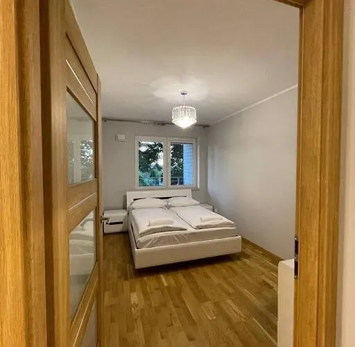 Nice - Big - 3 - 6 People Hotel Wrocław